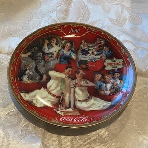 Coca-Cola June Picnic Collector Plate